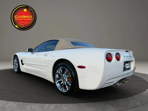 Used 2002 Chevrolet Corvette Convertible w/ Preferred Equipment Group2 RWD image 3