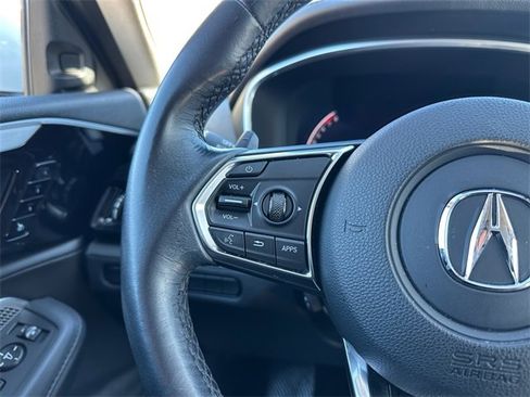 Used 2023 Acura MDX SH-AWD image 24