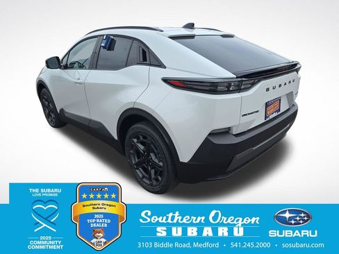 New 2026 Subaru Uncharted AWD image 5