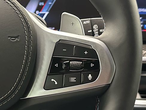 Used 2026 BMW X7 M60i AWD/4WD image 28