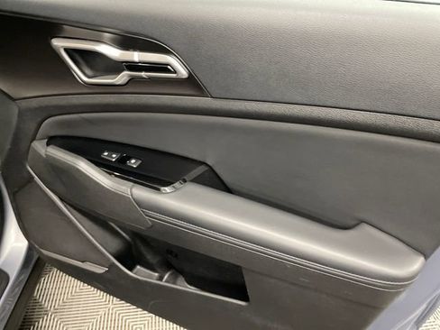 Certified 2023 Kia Sportage EX image 31