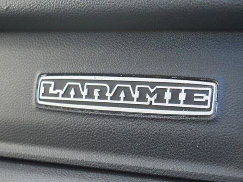 Used 2020 RAM 1500 Laramie AWD/4WD image 18