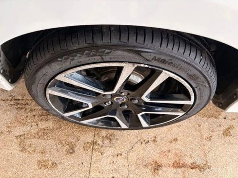 Used 2017 Volvo S60 T5 Dynamic w/ Vision Package AWD/4WD image 37