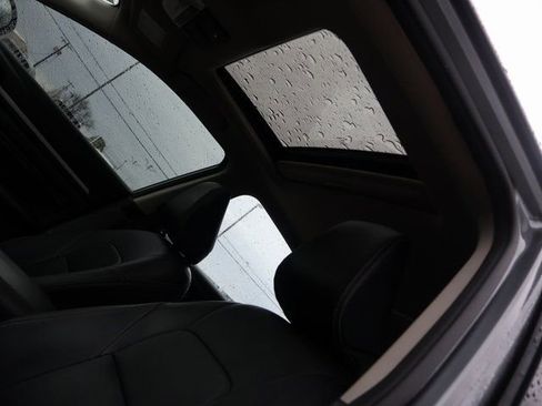 Used 2023 Nissan Altima 2.5 SL FWD image 42