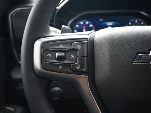 Used 2026 Chevrolet Silverado 1500 LT Trail Boss w/ Convenience Package II AWD/4WD image 18