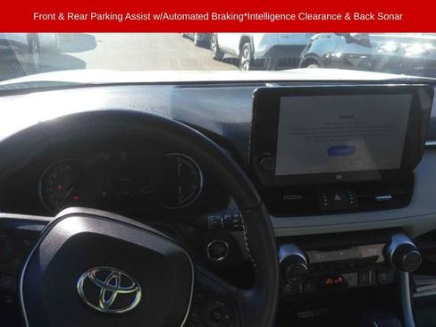 Used 2023 Toyota RAV4 XLE Premium image 7