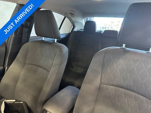 Used 2023 Toyota Corolla LE FWD image 5