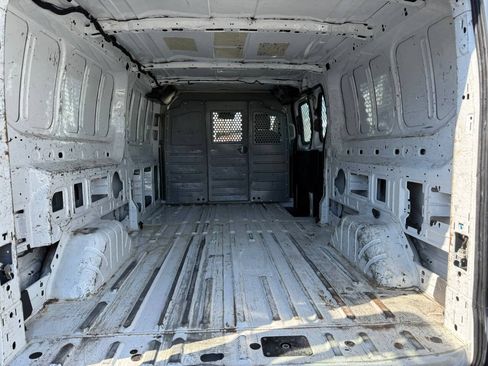 Used 2018 Ford Transit 250 148 Low Roof RWD image 13