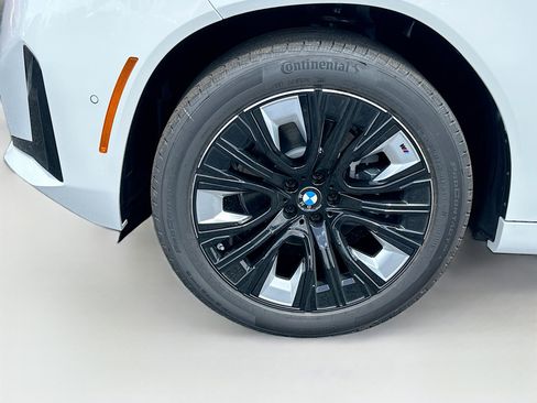 New 2026 BMW X3 xDrive30 w/ M Sport Package AWD/4WD image 24