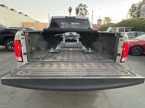 Used 2018 RAM 3500 Big Horn image 12