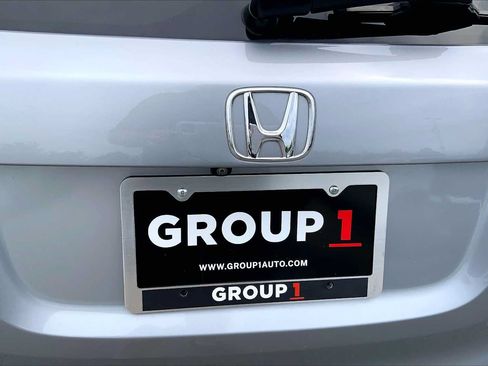 Used 2017 Honda HR-V EX image 33