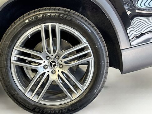 New 2026 Mercedes-Benz GLS 450 4MATIC image 29