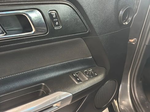 Used 2017 Ford Mustang GT image 21