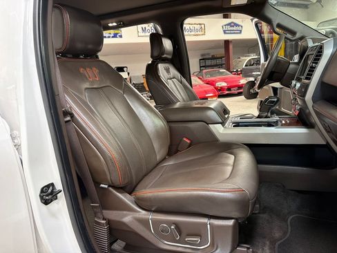Used 2015 Ford F150 King Ranch w/ Equipment Group 601A Luxury AWD/4WD image 38