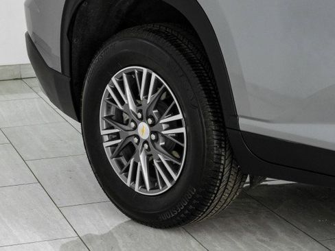 Used 2025 Chevrolet Traverse LT w/ LPO, Floor Liner Package FWD image 55