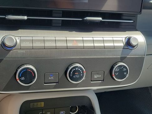 New 2026 Hyundai Kona SE FWD image 13