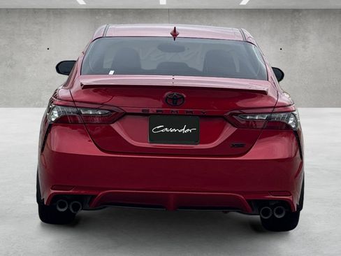 Used 2022 Toyota Camry XSE image 15