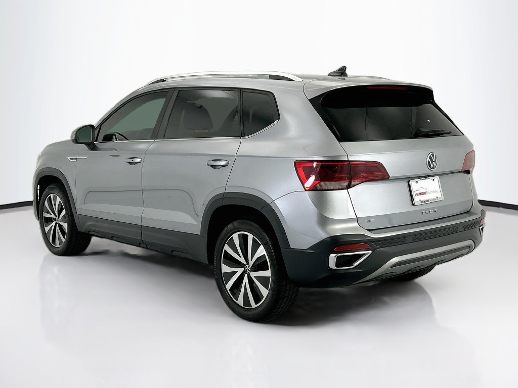 Used 2022 Volkswagen Taos SE FWD image 7