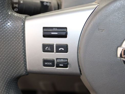 Used 2019 Nissan Frontier SV image 19