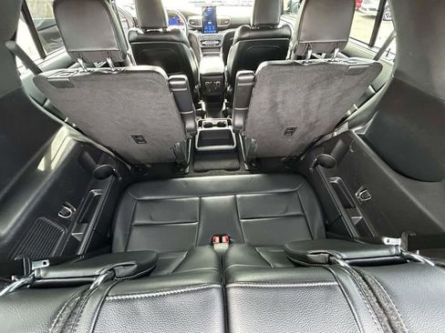 Used 2020 Ford Explorer ST w/ Premium Technology Package image 17