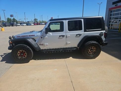 Used 2022 Jeep Wrangler Unlimited Rubicon w/ Cold Weather Group image 4
