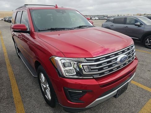 Used 2020 Ford Expedition XLT w/ Equipment Group 202A image 3