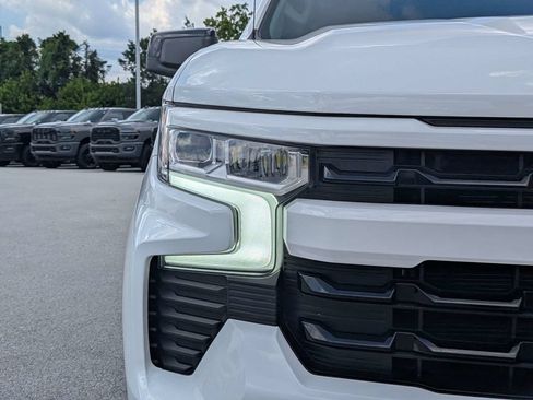 Used 2025 Chevrolet Silverado 1500 RST w/ Z71 Off-Road Package AWD/4WD image 10