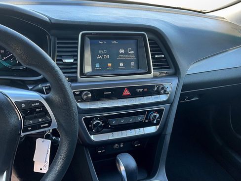 Used 2019 Hyundai Sonata ECO image 6