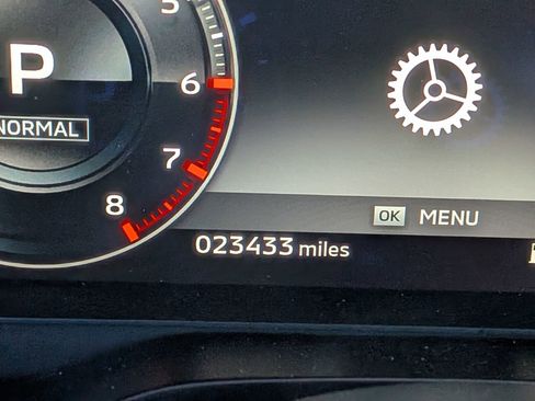 Used 2023 Mitsubishi Outlander SEL image 25