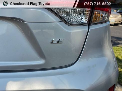 Used 2024 Toyota Corolla LE FWD image 8