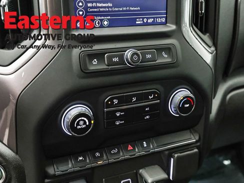 Used 2023 Chevrolet Silverado 1500 Custom w/ Rally Edition AWD/4WD image 19