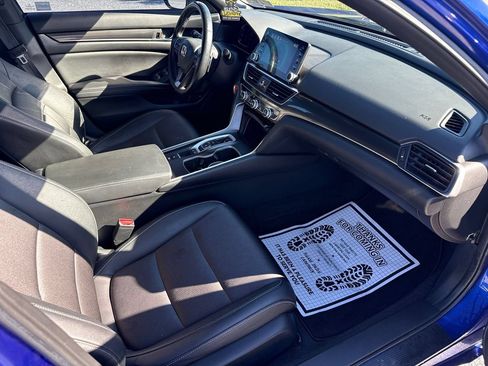 Used 2019 Honda Accord Sport image 13