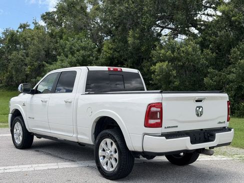 Used 2021 RAM 2500 Laramie AWD/4WD image 3