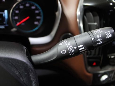 Used 2018 Chevrolet Traverse High Country image 39