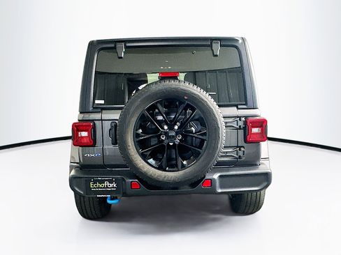 Used 2023 Jeep Wrangler Sahara w/ Cold Weather Group image 7