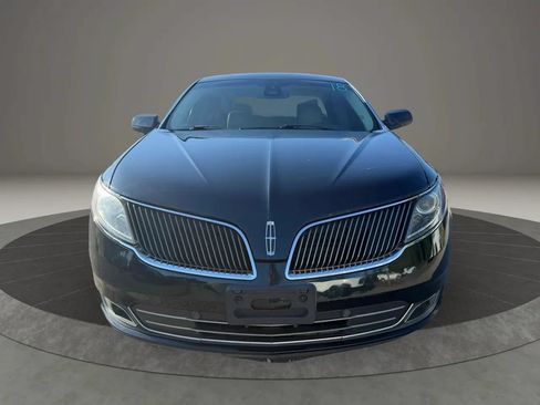 Used 2014 Lincoln MKS AWD image 2