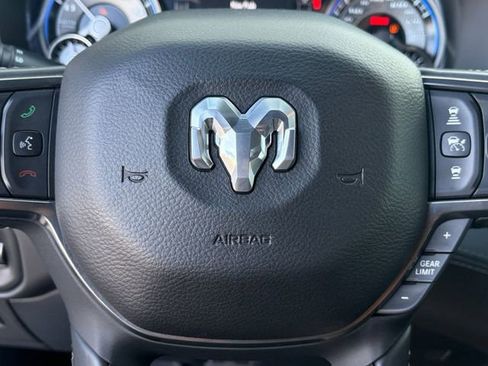 Used 2020 RAM 1500 Limited image 7