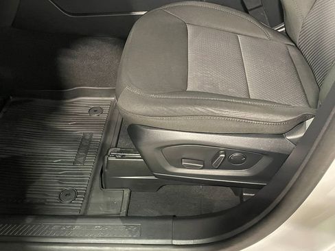 Used 2022 Ford Explorer XLT image 20