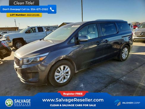 Used 2017 Kia Sedona LX w/ LX Essentials Premium Package image 1