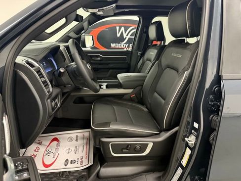 New 2026 RAM 1500 Laramie AWD/4WD image 11