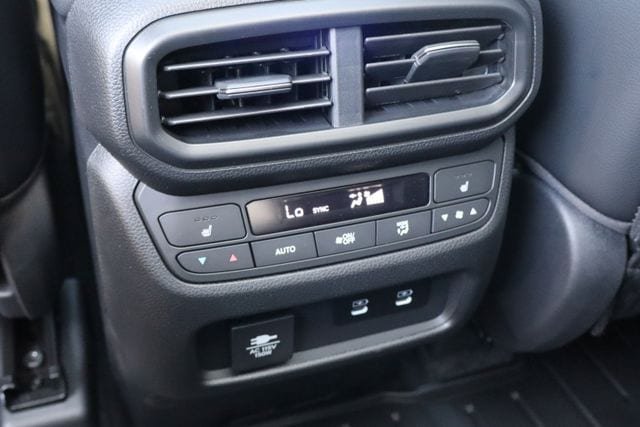 New 2026 Honda Pilot TrailSport image 8