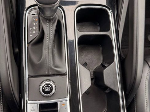 Used 2025 Kia Telluride S FWD image 21