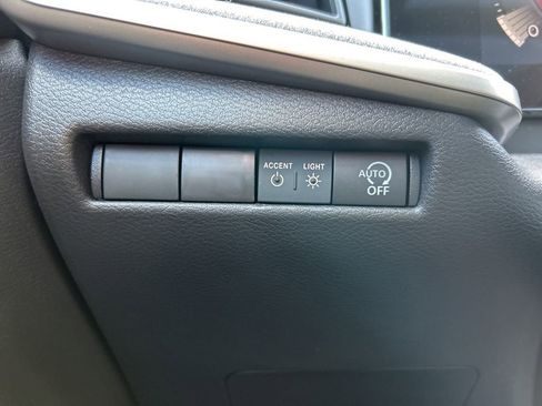 New 2026 Nissan Kicks SV w/ SV Premium Package FWD image 30