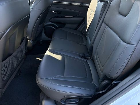 Certified 2023 Hyundai Tucson Limited FWD image 9