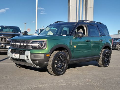 Certified 2025 Ford Bronco Sport Badlands image 16