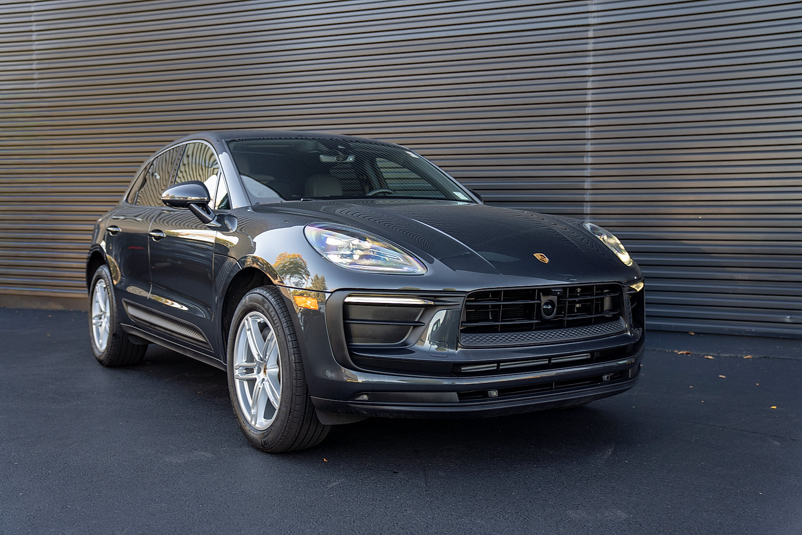 Certified 2026 Porsche Macan AWD/4WD image 26
