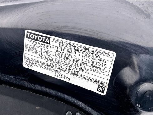 Used 2020 Toyota Highlander XLE AWD/4WD image 36