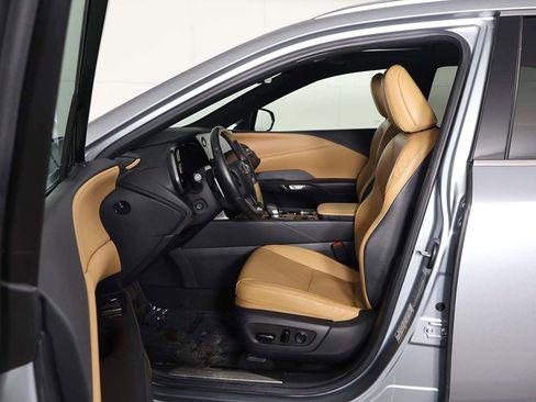 Used 2024 Lexus RX 350 w/ Convenience Package image 32