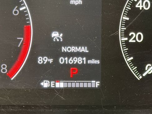 Used 2025 Honda CR-V EX-L image 19