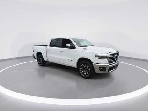 Used 2025 RAM 1500 Laramie AWD/4WD image 2